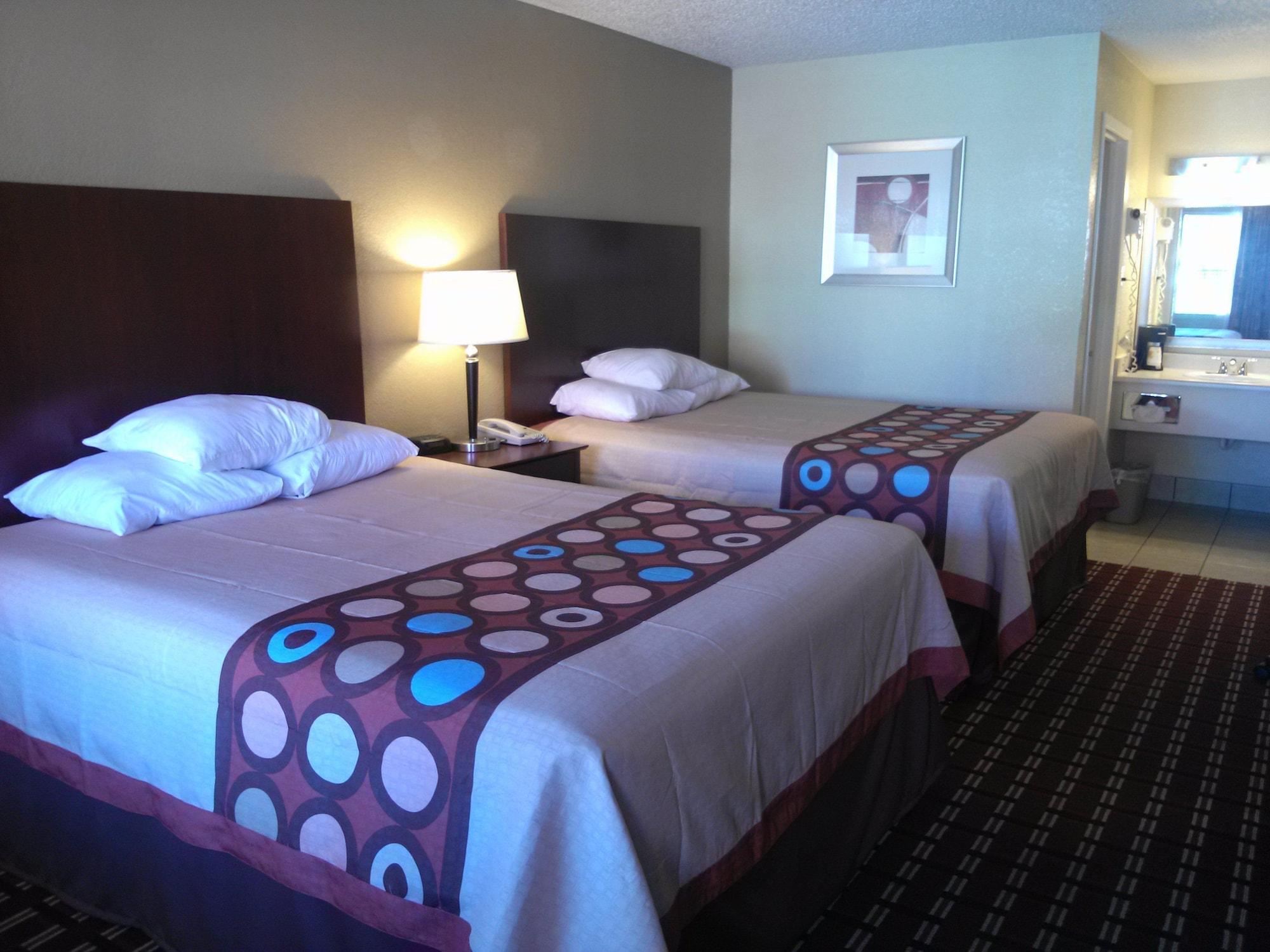 Super 8 By Wyndham Kerrville Tx Ngoại thất bức ảnh