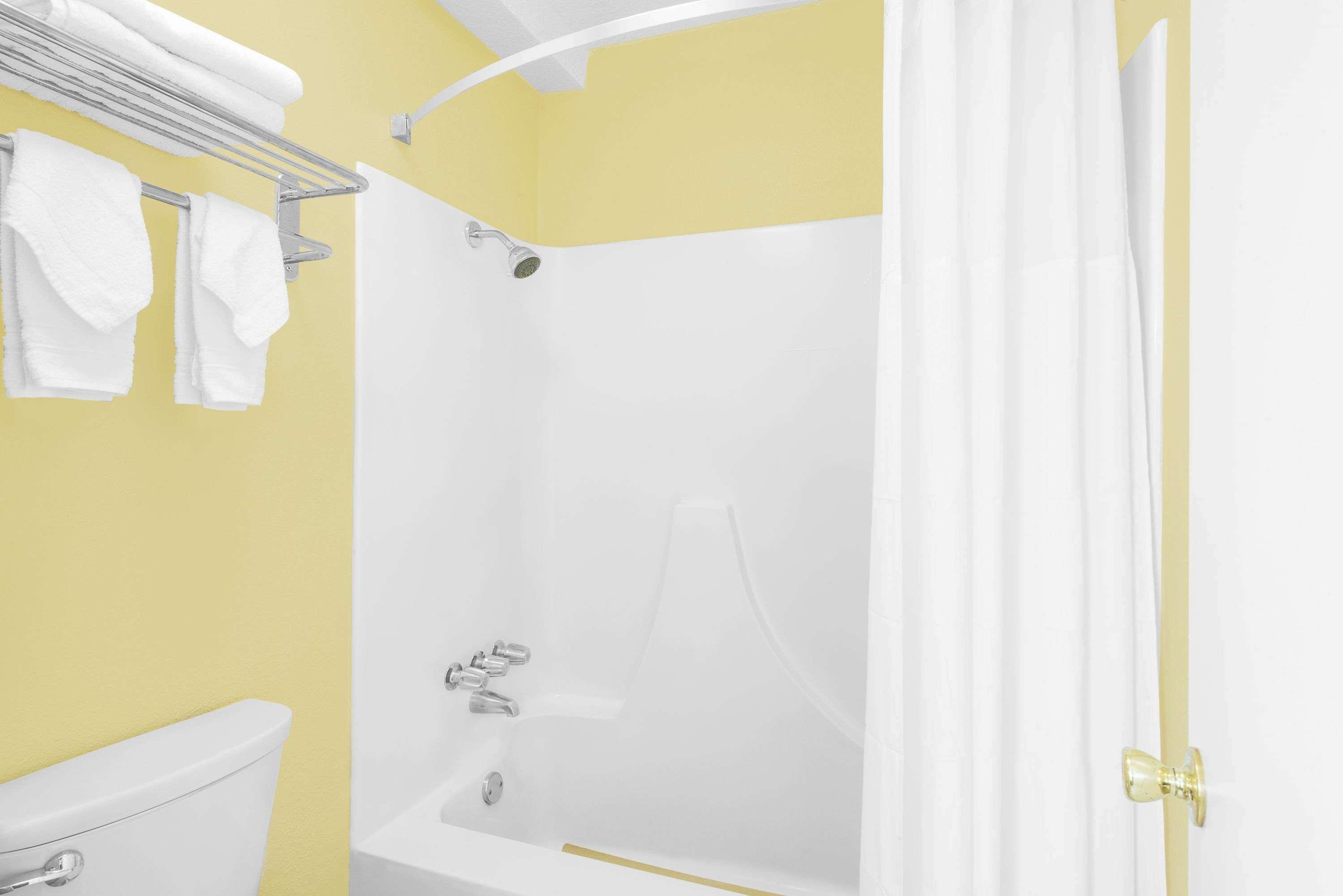 Super 8 By Wyndham Kerrville Tx Ngoại thất bức ảnh