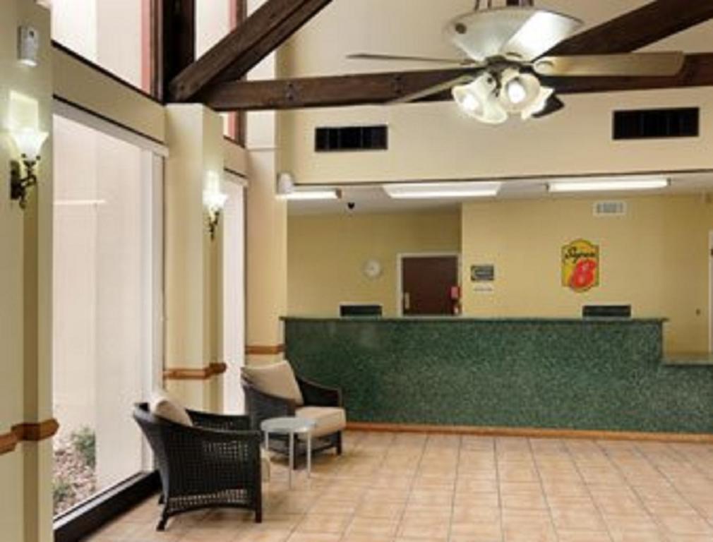 Super 8 By Wyndham Kerrville Tx Nội địa bức ảnh