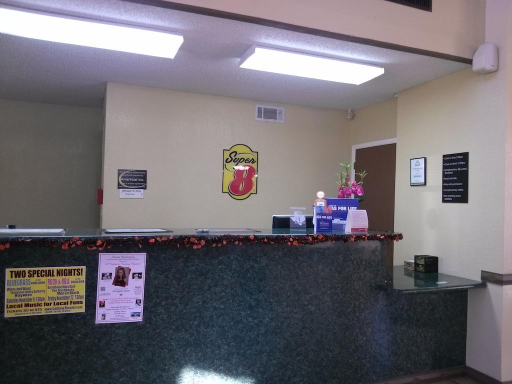 Super 8 By Wyndham Kerrville Tx Ngoại thất bức ảnh